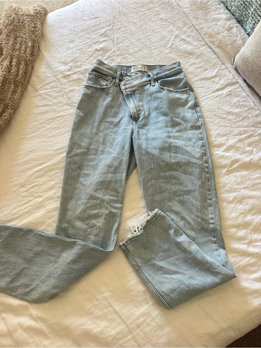 Abercrombie Light Blue Women's High-Rise Straight Jeans